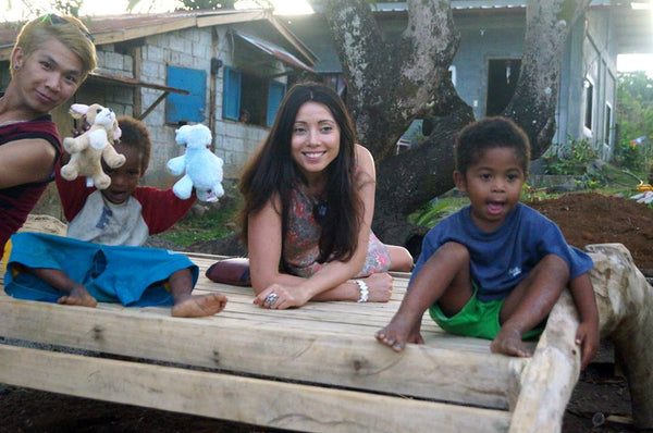 Rachel Grant visits the Aetas of the Philippines