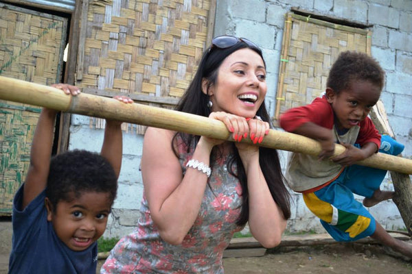 Aetas children with Rachel Grant in the Philippines