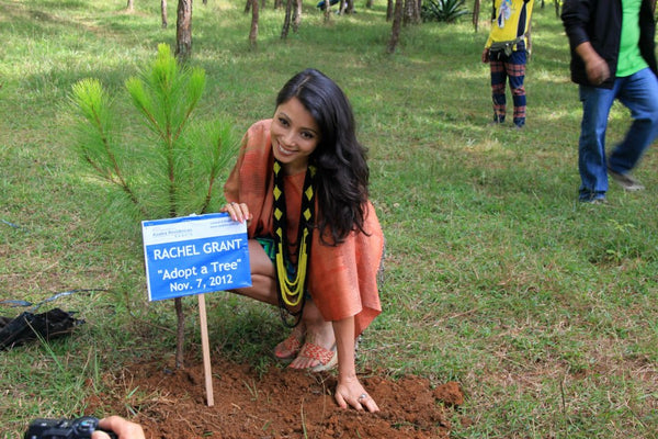 Rachel Grant planting trees in the Philippines